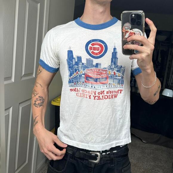 Vintage 80s MLB Chicago Cubs Wrigley Field Ringer Shirt - Picture 7 of 7
